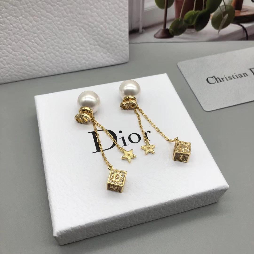 Top Quality Earring Dir 041