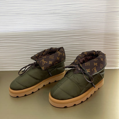 LV PILLOW COMFORT ANKLE BOOT KAKI 1A8T3L