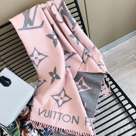 Top Quality LUV  Scarf 007