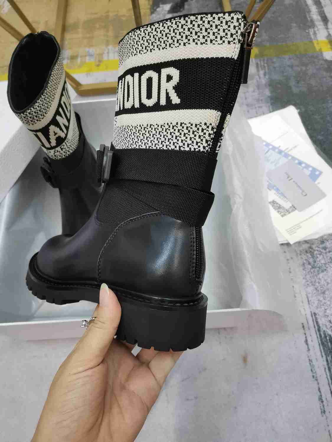 DIOR D MAJOR ANKLE BOOT FABRIC AND CALFSKIN WHITE AND BLACK