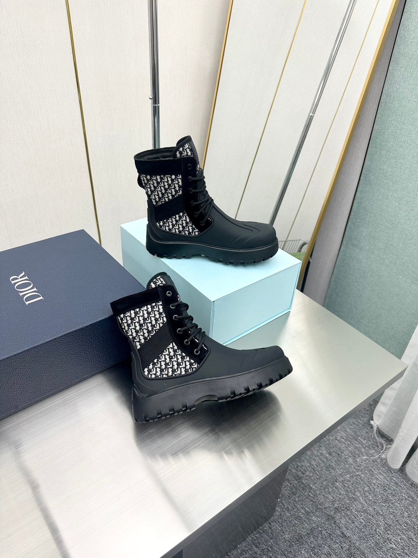 DIOR GARDEN LACE UP BOOT BLACK 3BO315ZYH H961