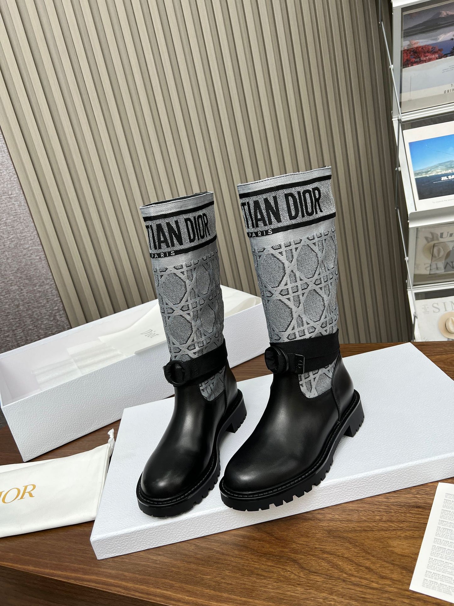 DIOR D MAJOR BOOT CALFSKIN BLACK AND GREY