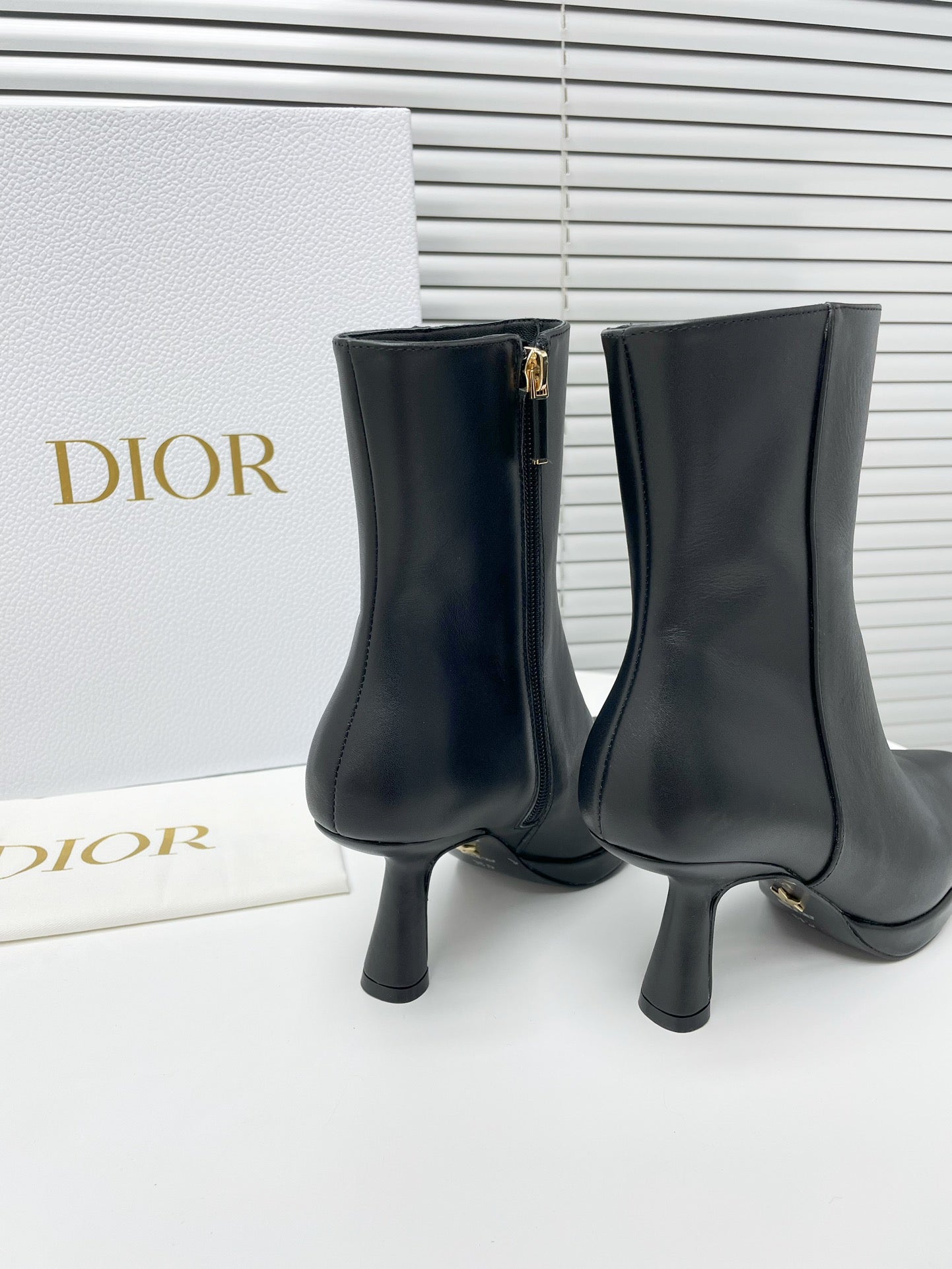 DIOR LEATHER ANKLE BOOTS BLACK