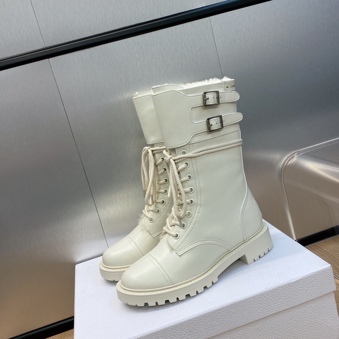 DIOR D TRAP ANKLE BOOT CALFSKIN AND SHEARLING WHITE