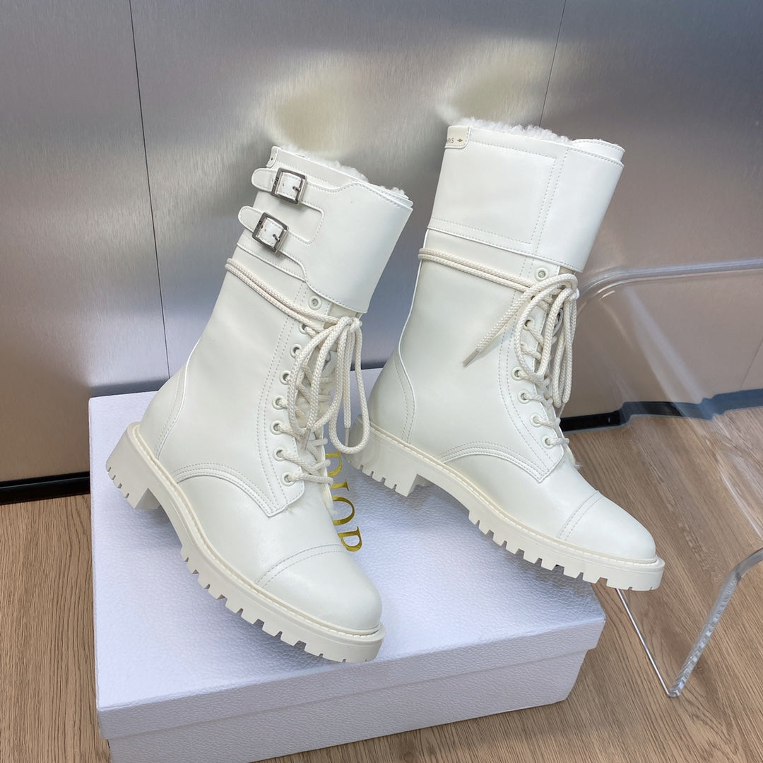 DIOR D TRAP ANKLE BOOT CALFSKIN AND SHEARLING WHITE