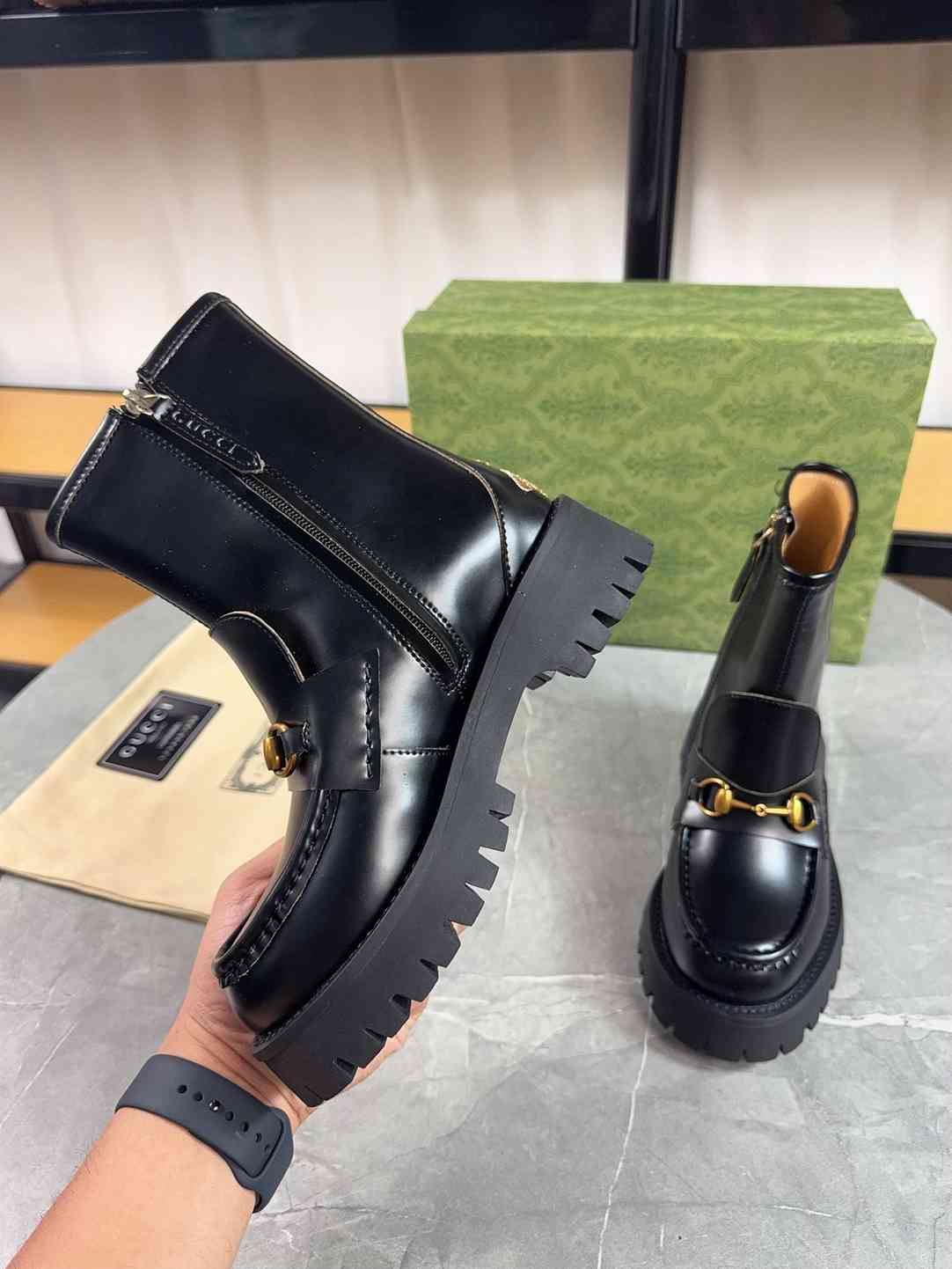 GUCCI HORSEBIT ANKLE BOOTS LEATHER BLACK