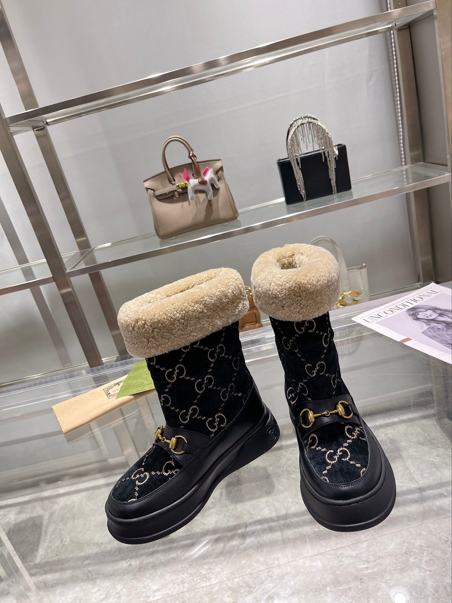 GUCCI 1955 HORSEBIT SNOW BOOTS VELVET FABRIC BLACK