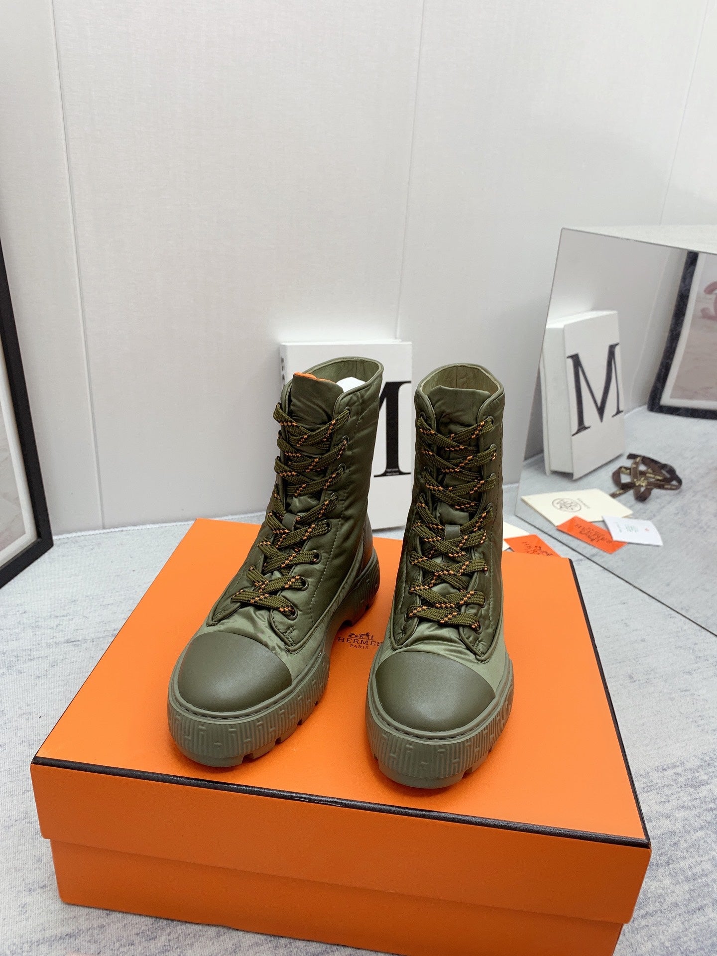 HERMES FRESH ANKLE BOOTS GREEN