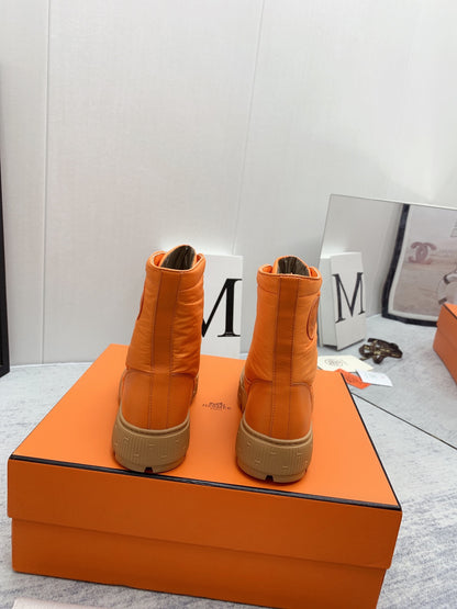 HERMES FRESH ANKLE BOOTS ORANGE