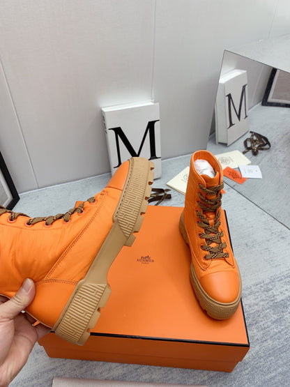 HERMES FRESH ANKLE BOOTS ORANGE