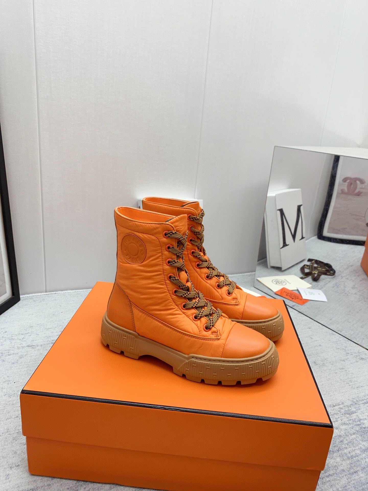 HERMES FRESH ANKLE BOOTS ORANGE