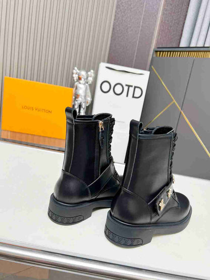 LV CITIZEN BOOTS BLACK 1ADAZR