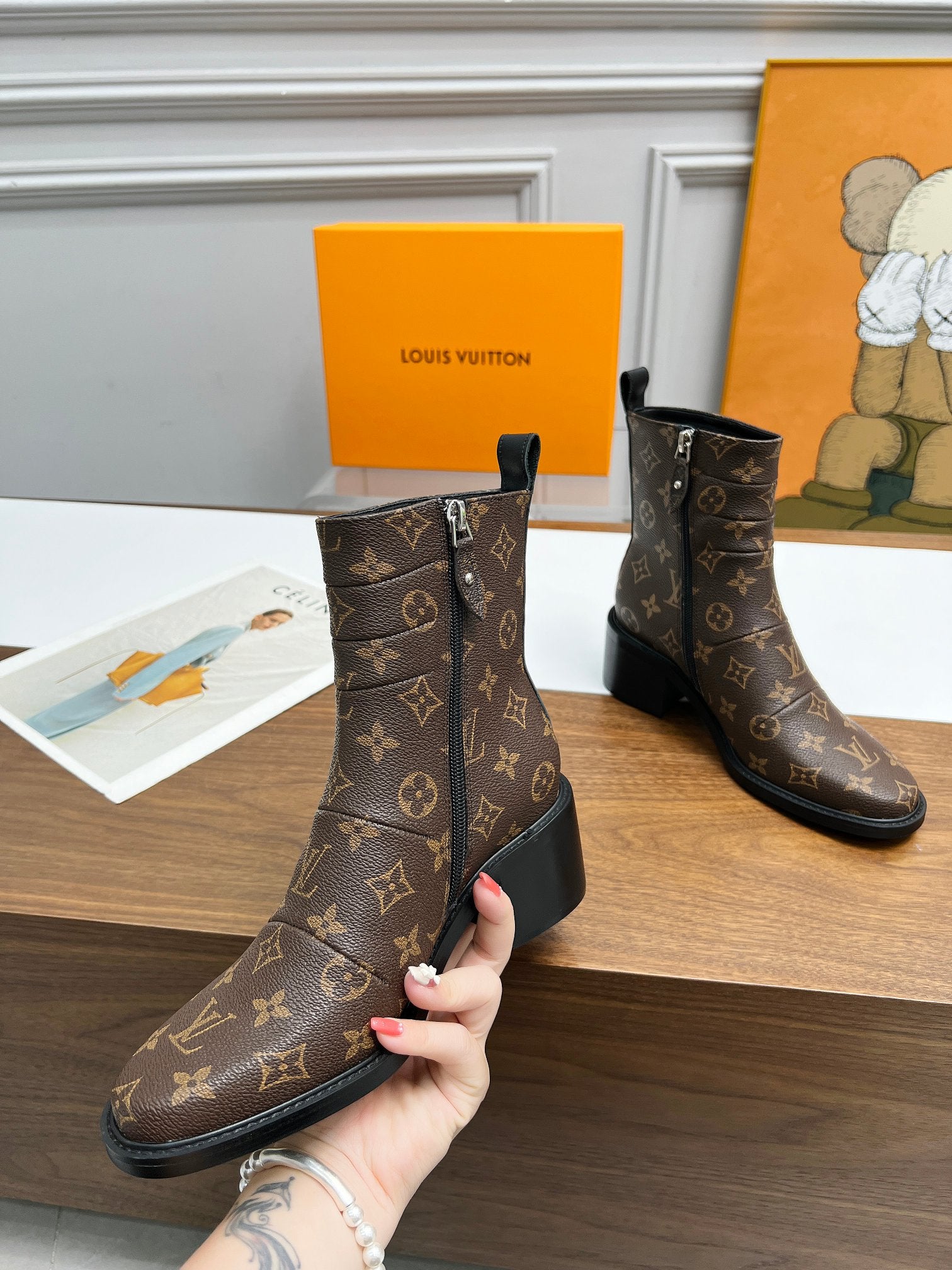 LV JAZZ BOOTS MONOGRAM EBENE BROWN 1ADBKP