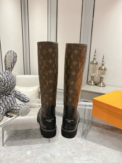 LV ASPEN PLATFORM ANKLE BOOT MONOGRAM BROWN