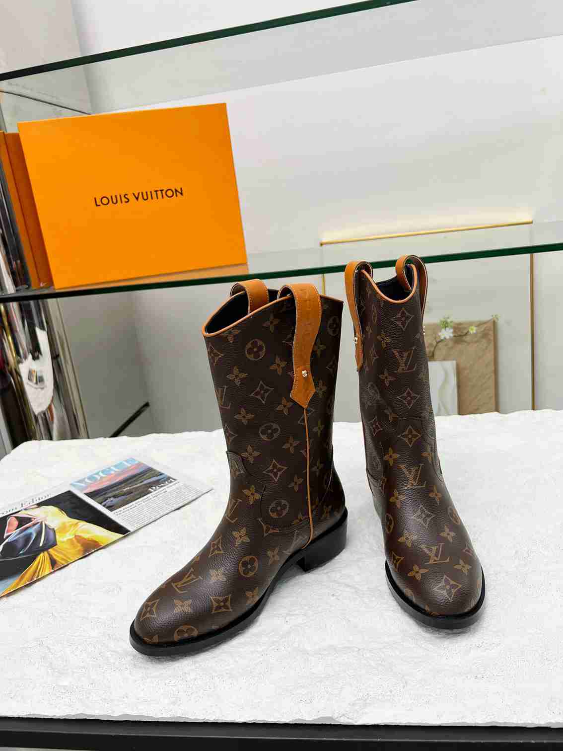 LV LV RIDER BOOTS MONOGRAM BROWN