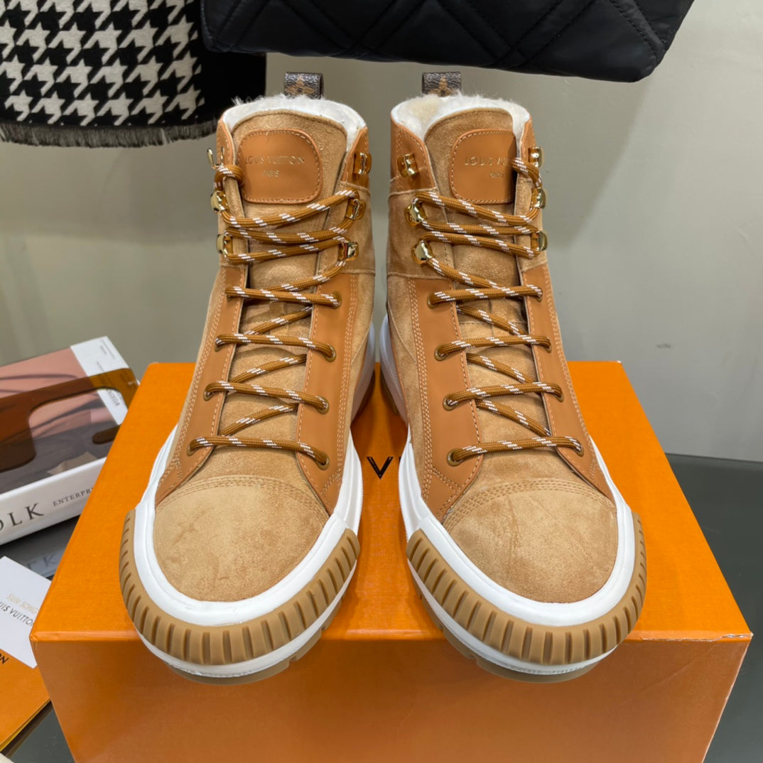 LV SQUAD SNEAKER BOOTS SUEDE BROWN