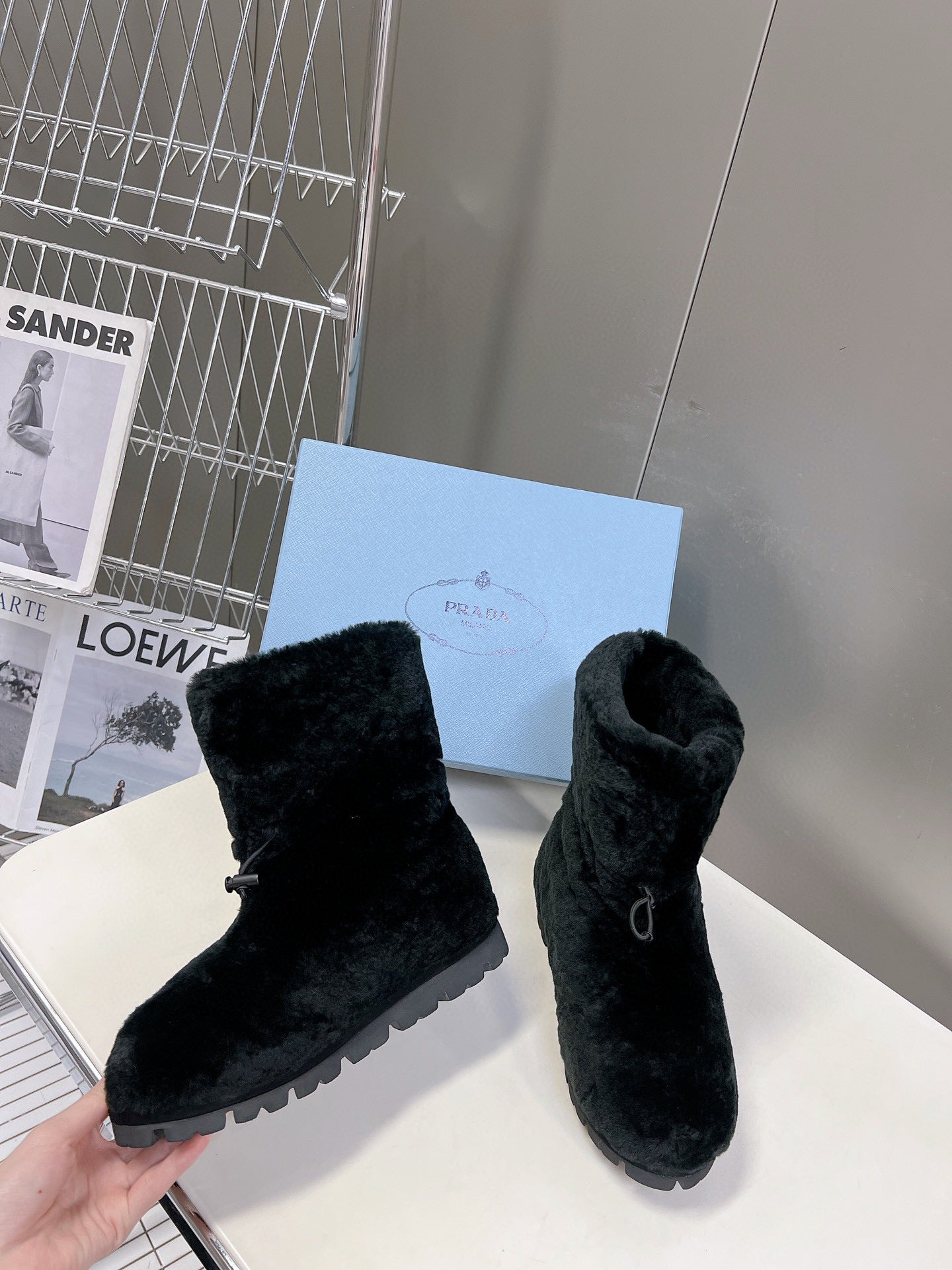 PRADA SHEARLING BOOTIES BLACK 1U258N 173 F0002  F ZF20