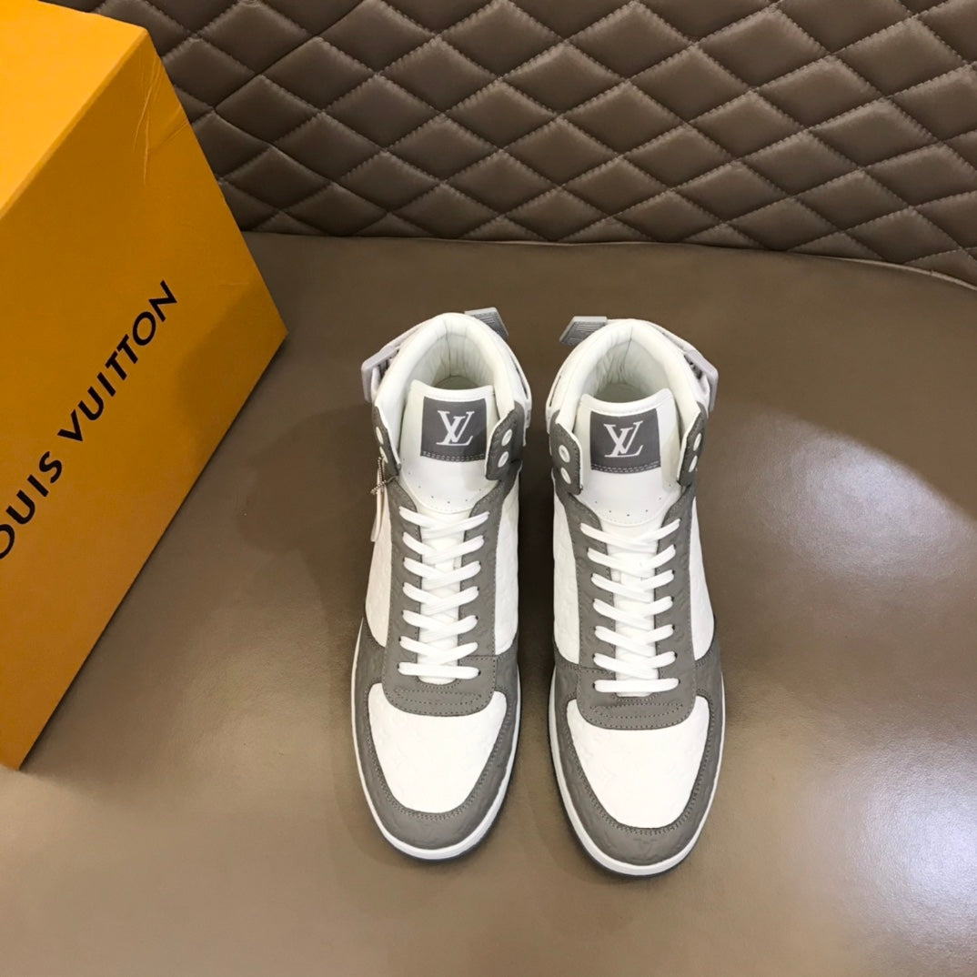 LV RIVOLI TRAINER BOOTS GREY