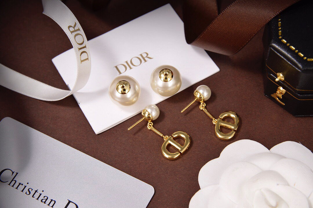 Top Quality Earring Dir 017