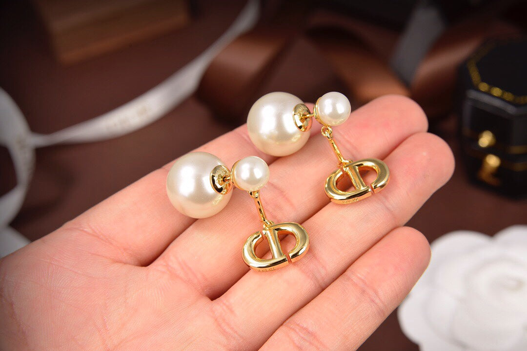 Top Quality Earring Dir 017