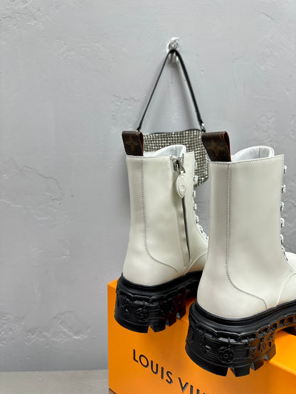 LV LV RECORD RANGER BOOT WHITE