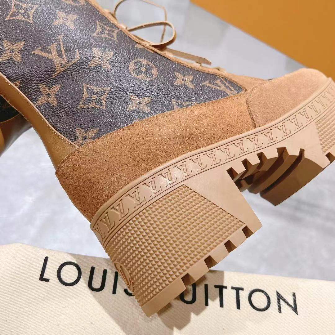 LV LAUREATE PLATFORM DESERT BOOT BROWN