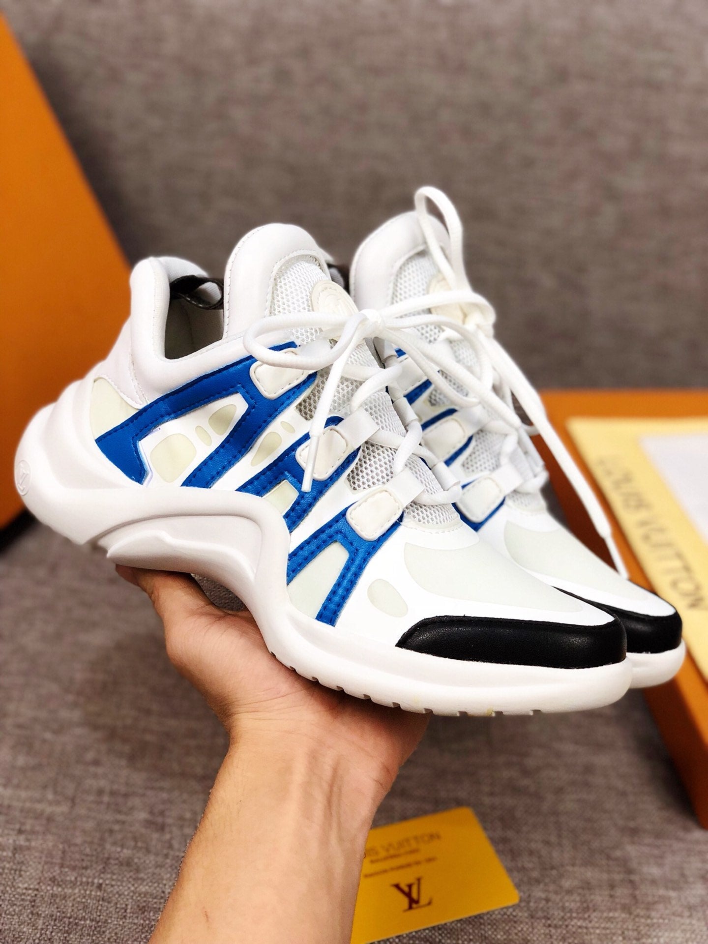 LW - LUV Archlight Blue White Black Sneaker