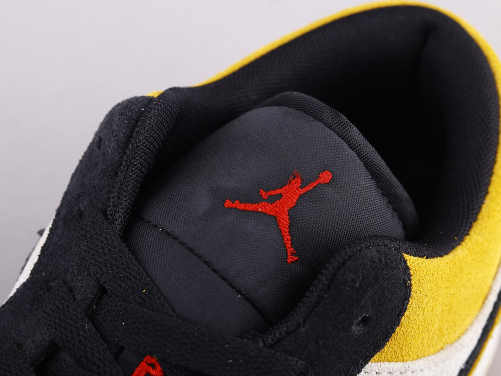 LW - AJ1 black and yellow toes