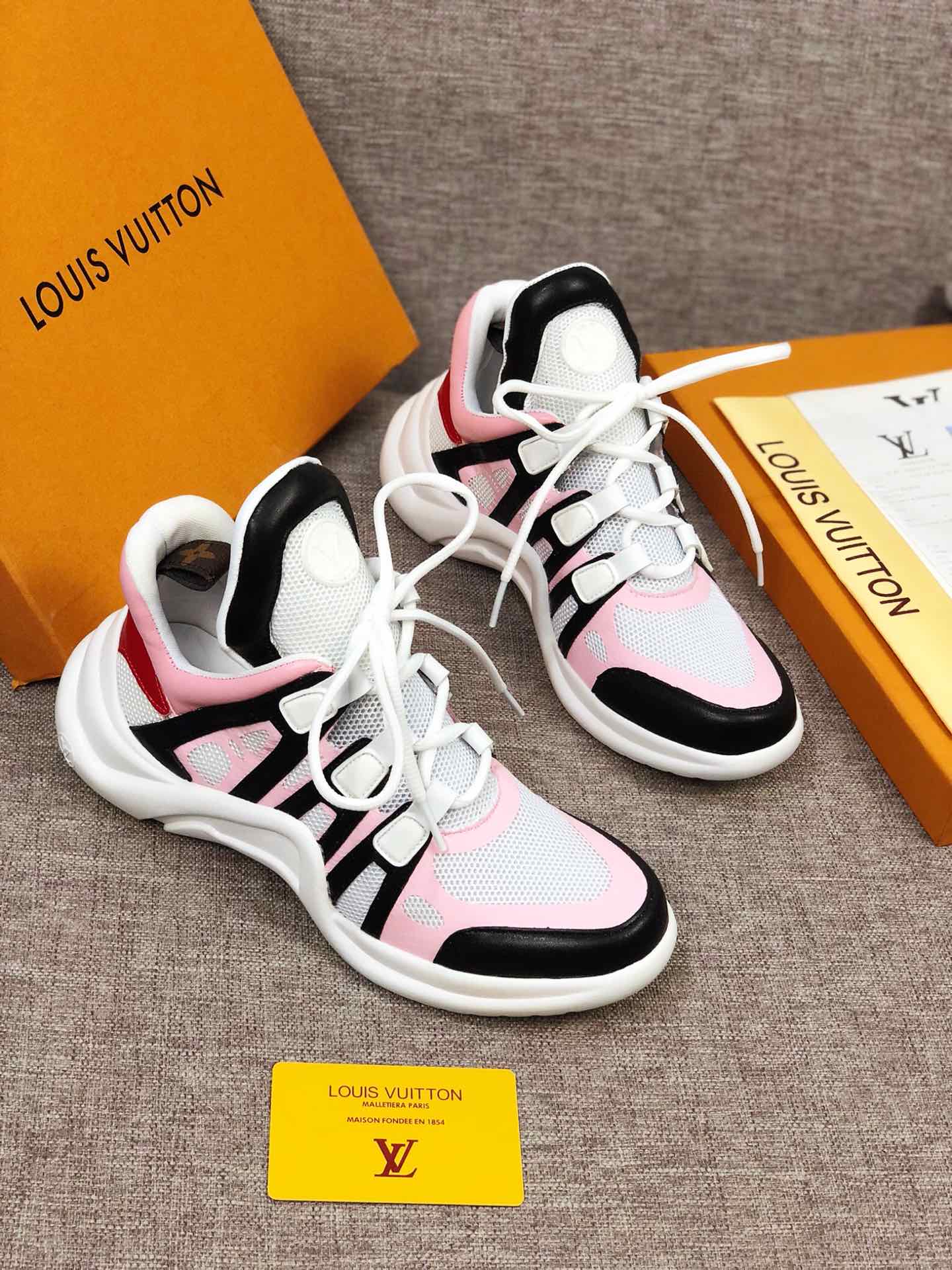 LW - LUV Archlight Pink Black Sneaker