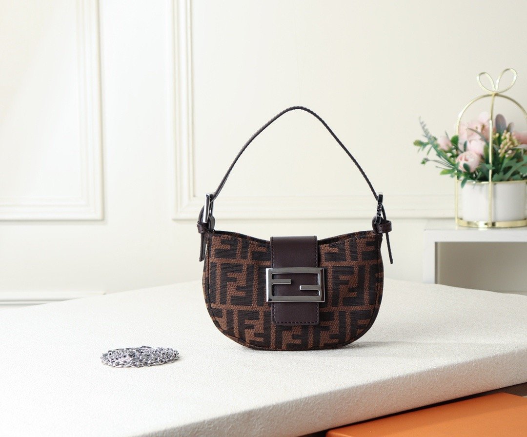 LW - Luxury Handbags FEI 099