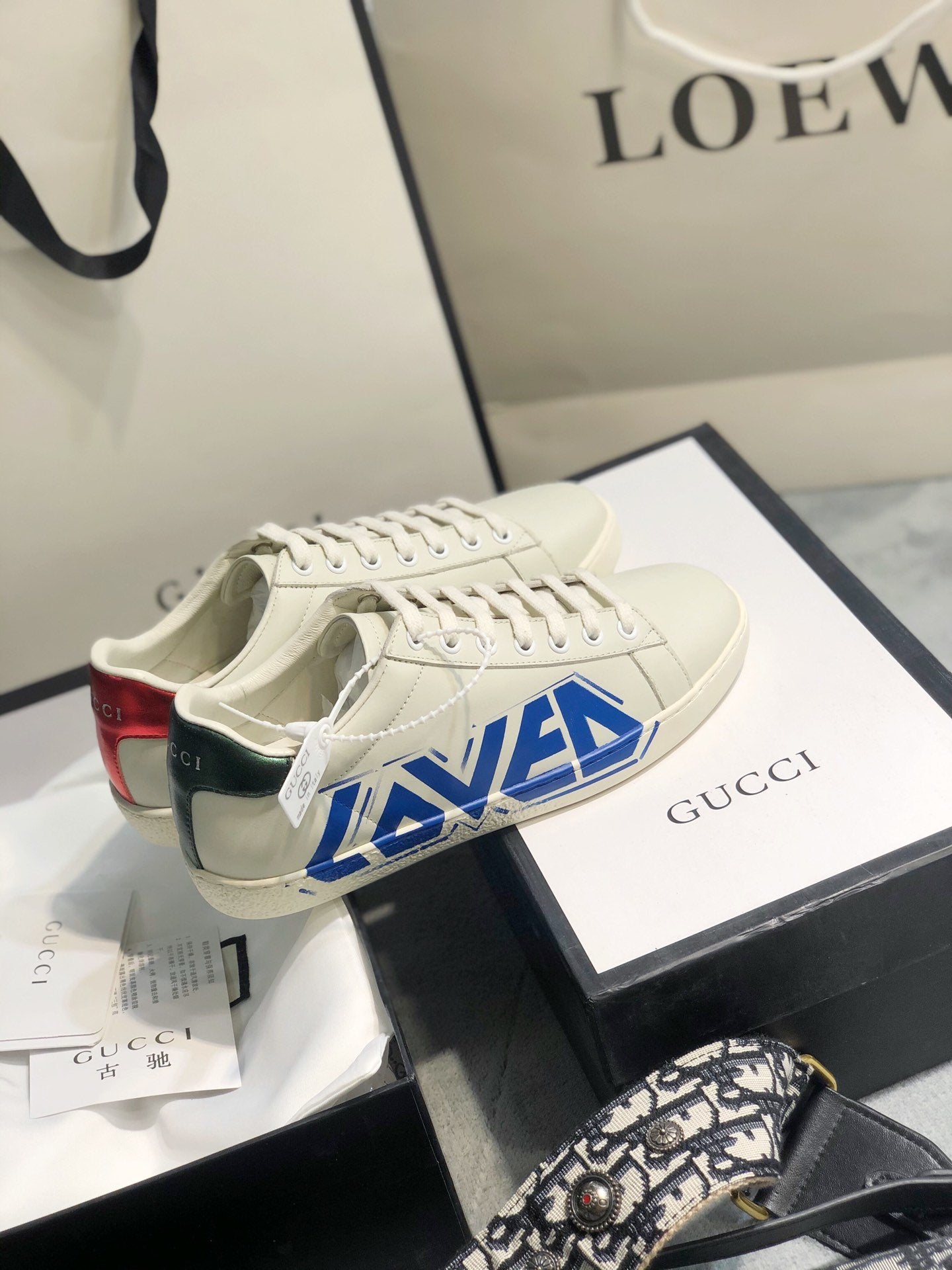 LW-GCI  Ace with loved White Sneaker 103