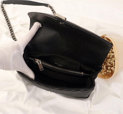 LW - Luxury Handbags SLY 136