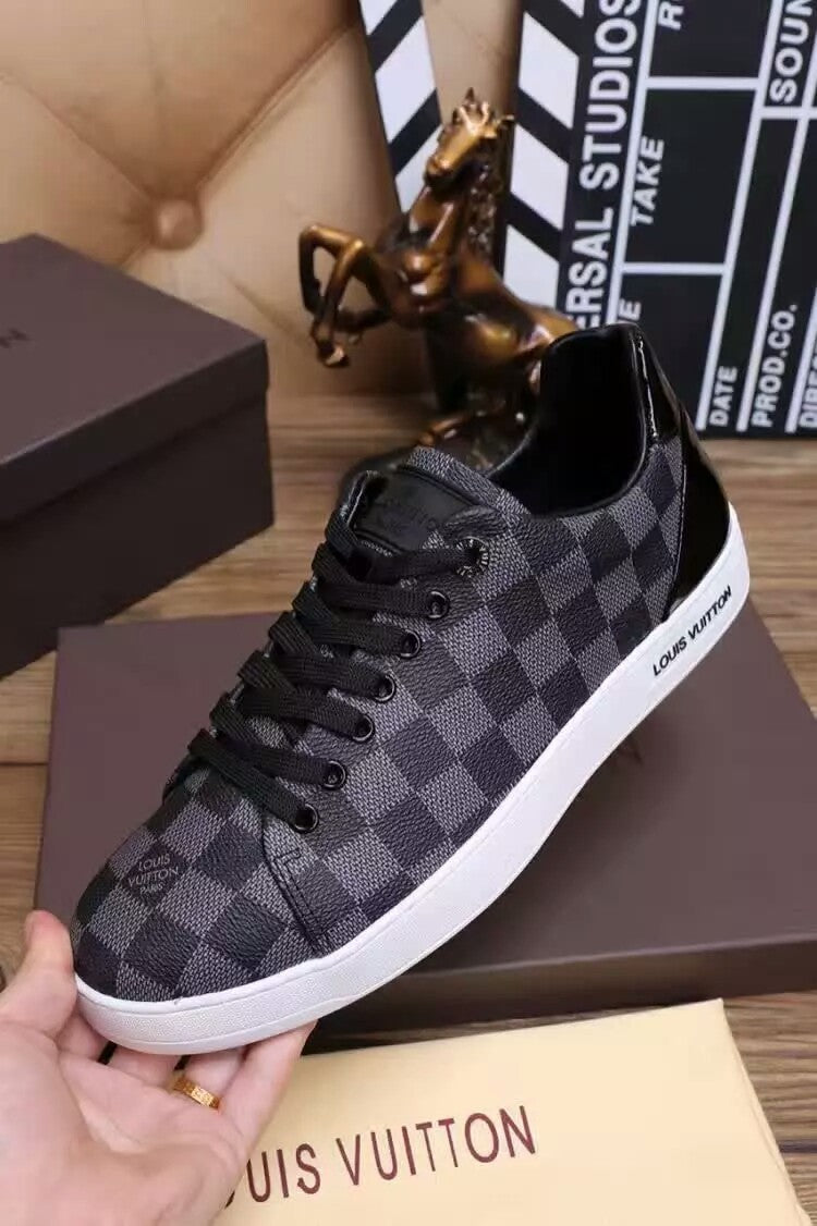 LW - LUV Black Sneaker