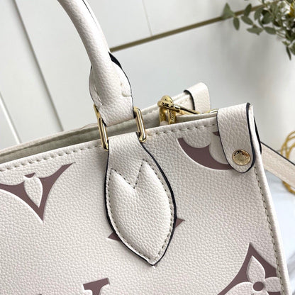 LW - Luxury Handbags LUV 061