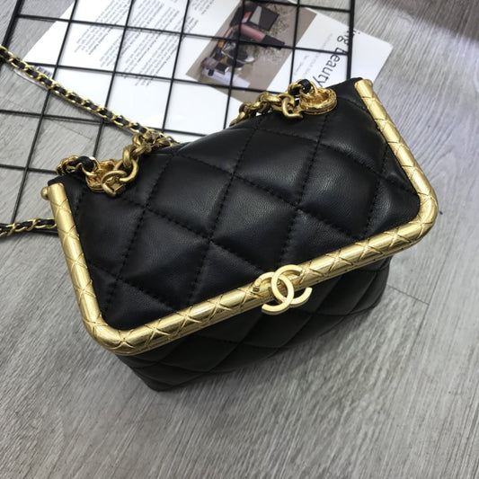 LW - Luxury Handbags CHL 182