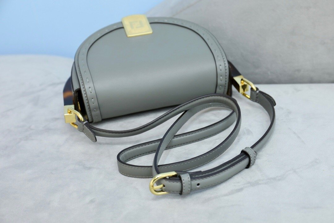 LW - Luxury Handbags FEI 056