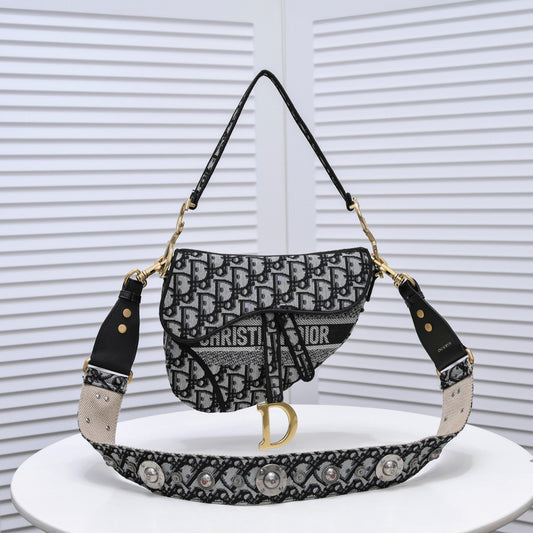 LW - Luxury Handbags DIR 286