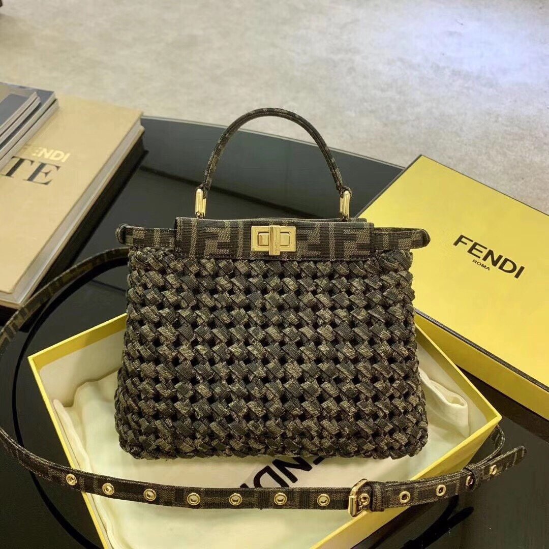 LW - Luxury Handbags FEI 181