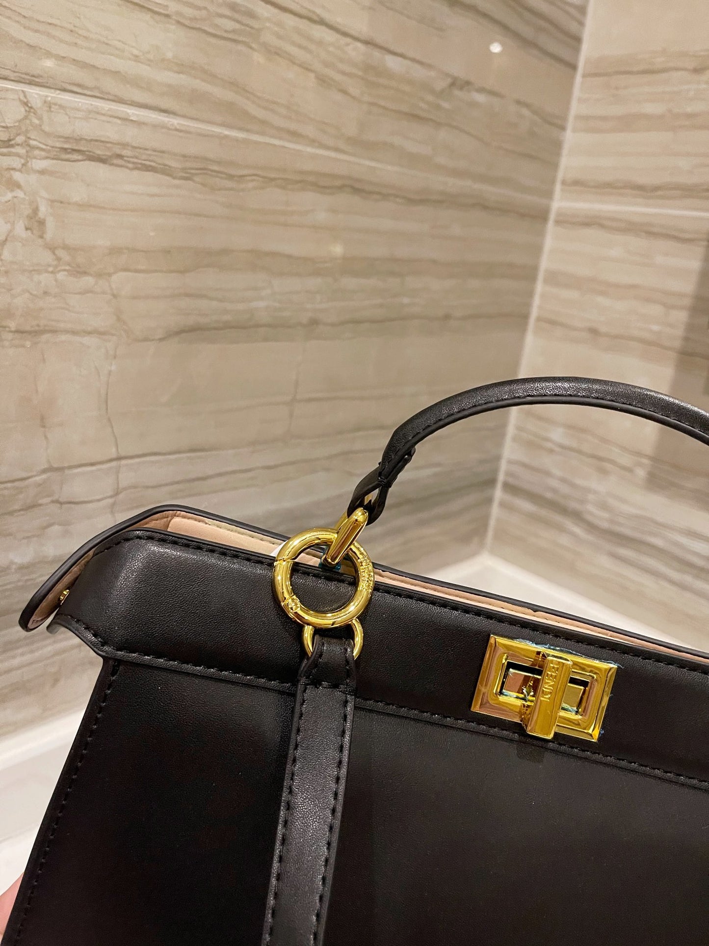 LW - Luxury Handbags FEI 111