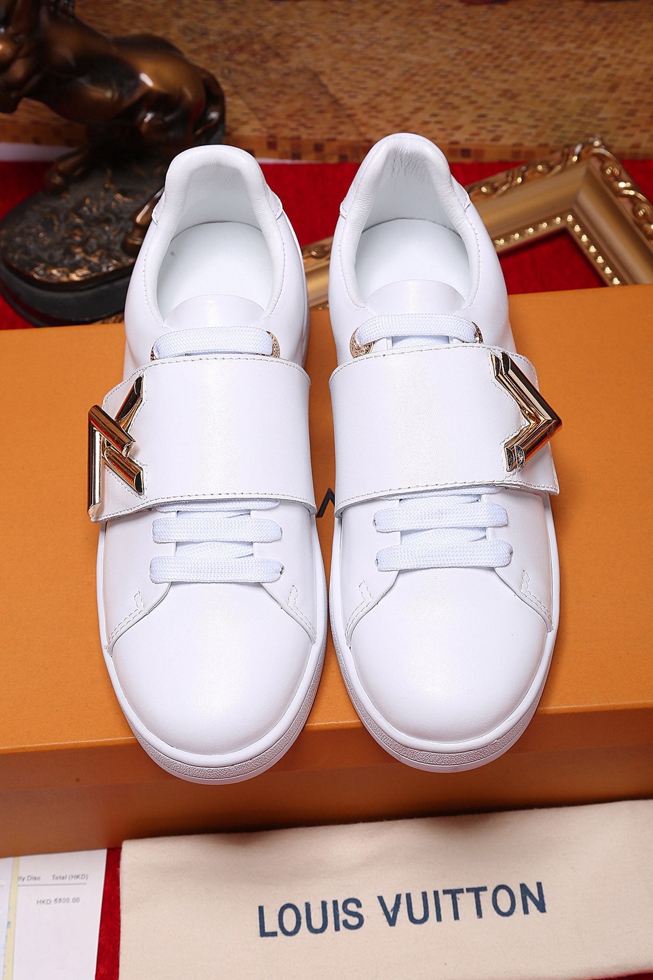 LW - LUV Font Row White Sneaker