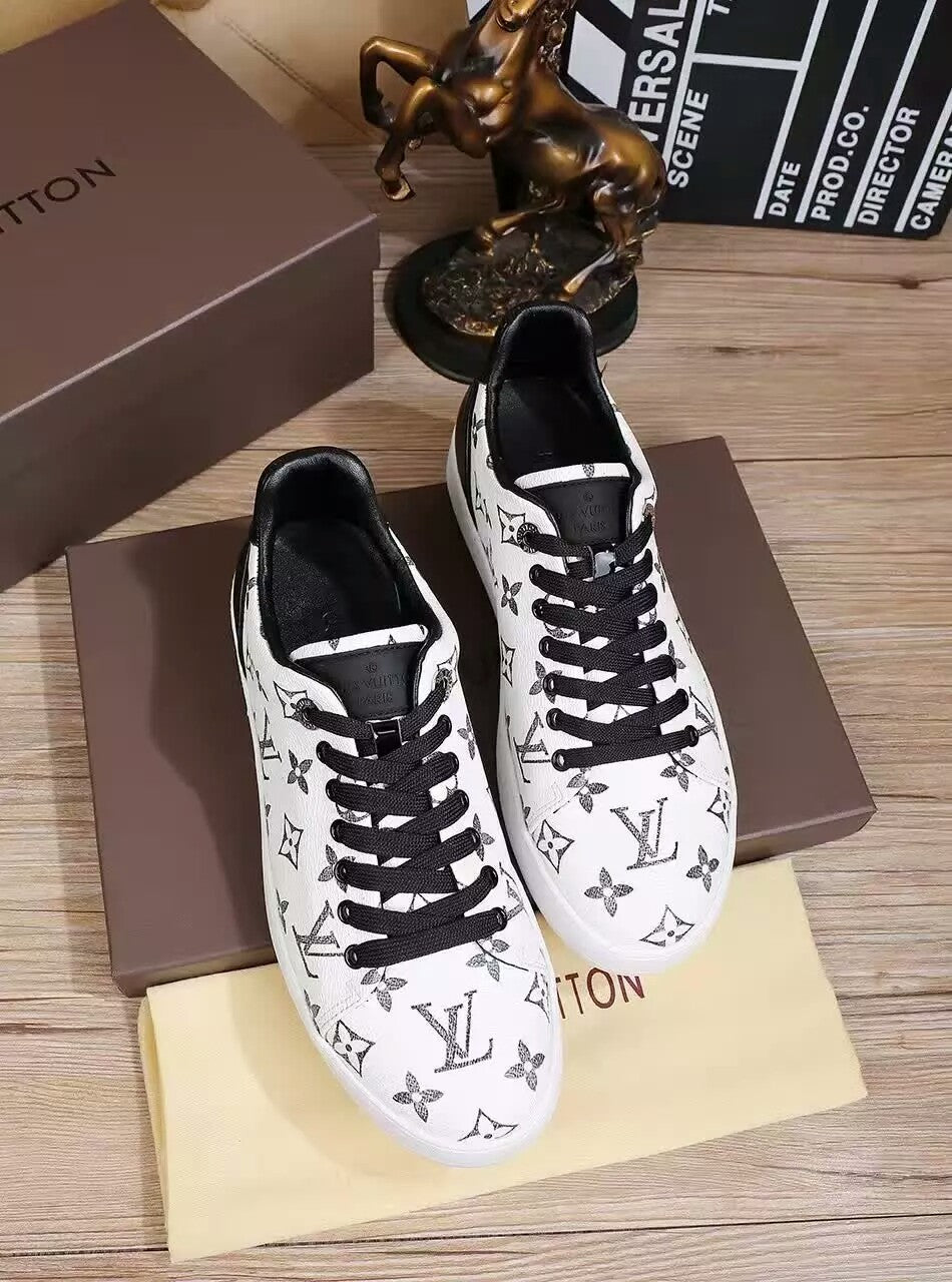 LW - LUV Custom SP Black White Sneaker