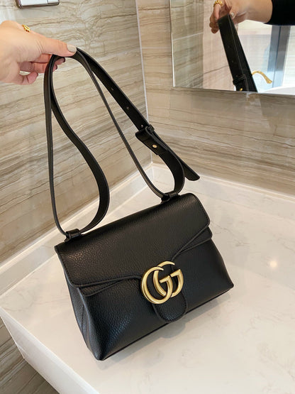 LW - Luxury Handbags GCI 210