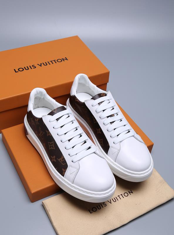 LW - New Arrival Luv Sneaker 105