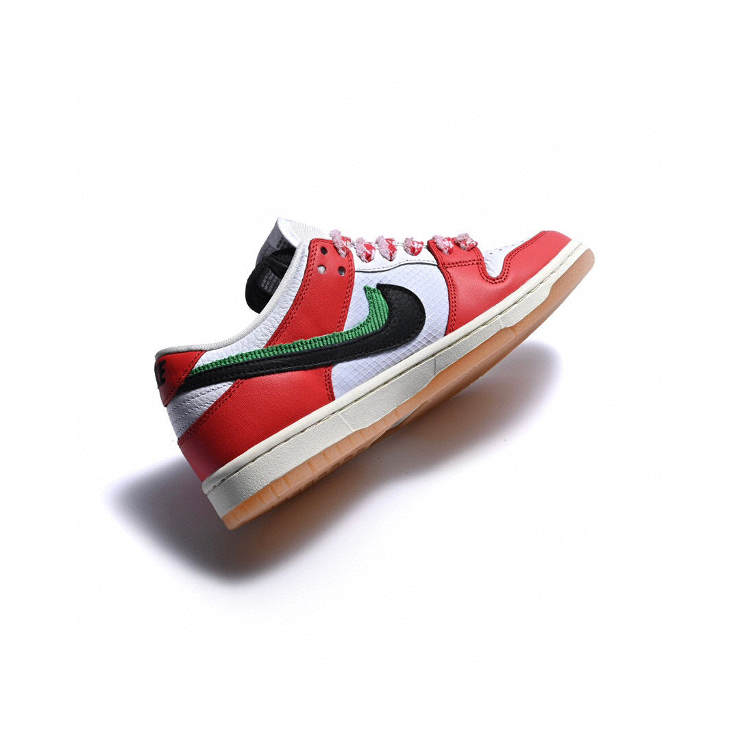 LW - Frame Skate x NKE SB Dunk Low