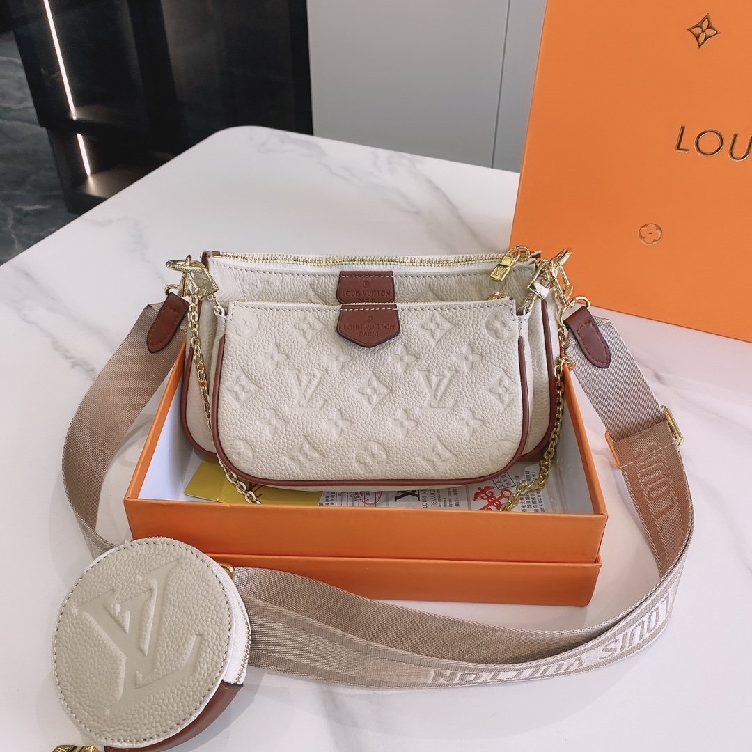 LW - Luxury Handbags LUV 062