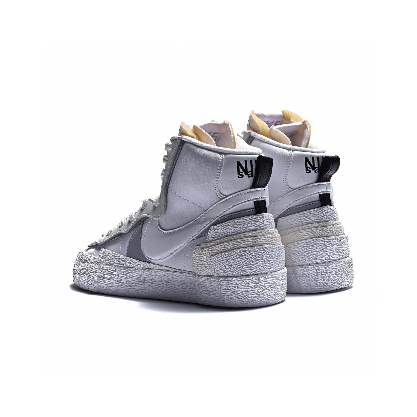 LW - Sacai x Blazer Mid Off-White