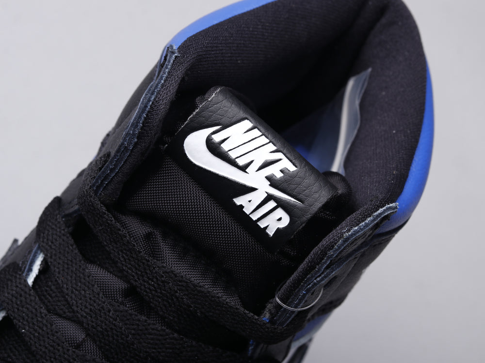 LW - AJ1 black and blue toe