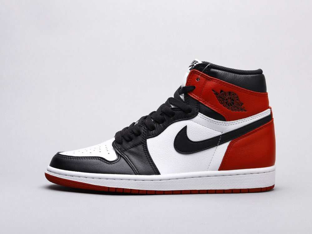 LW - AJ1 black toe