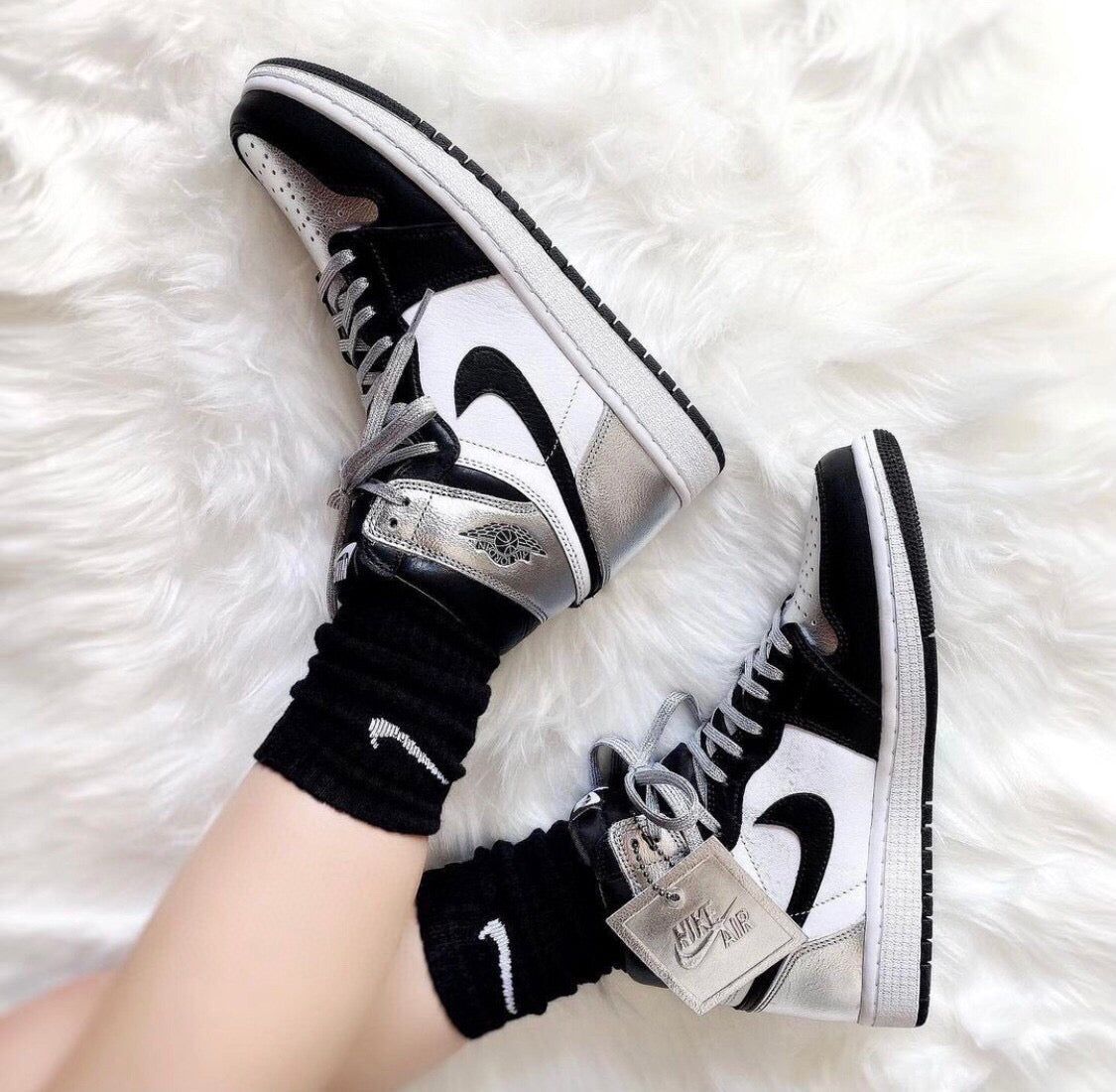 LW - AJ1 High Black Silver