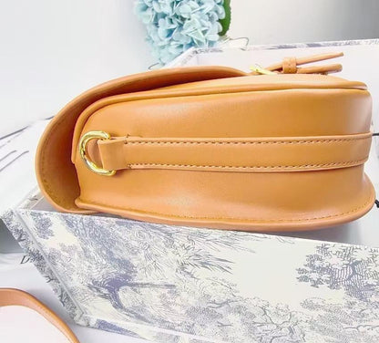 LW - Luxury Handbags DIR 227